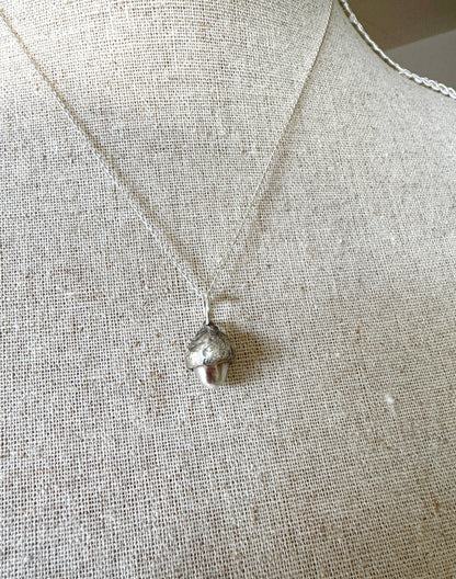Acorn-petit Pendant (Silver)