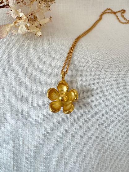 Hana-petit Pendant (Gold-filled)